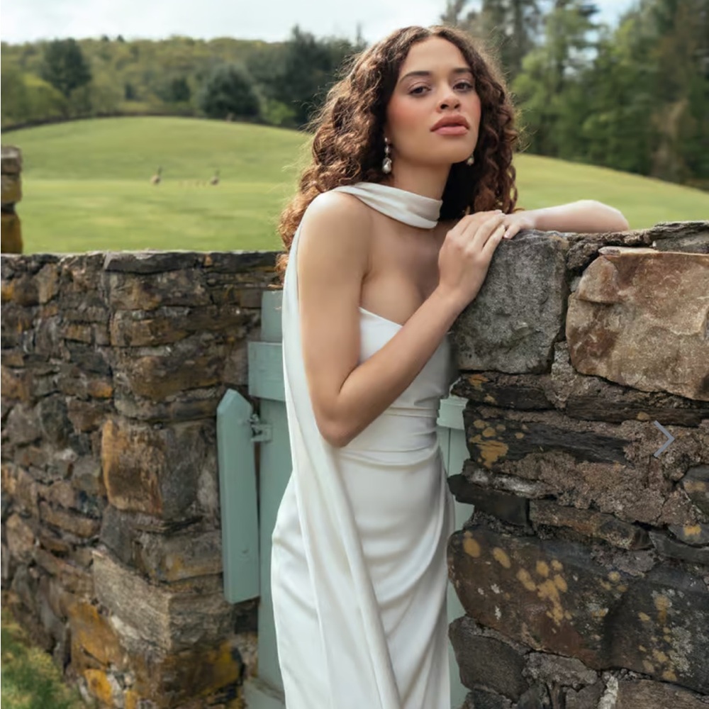 Perla by Jenny yoo